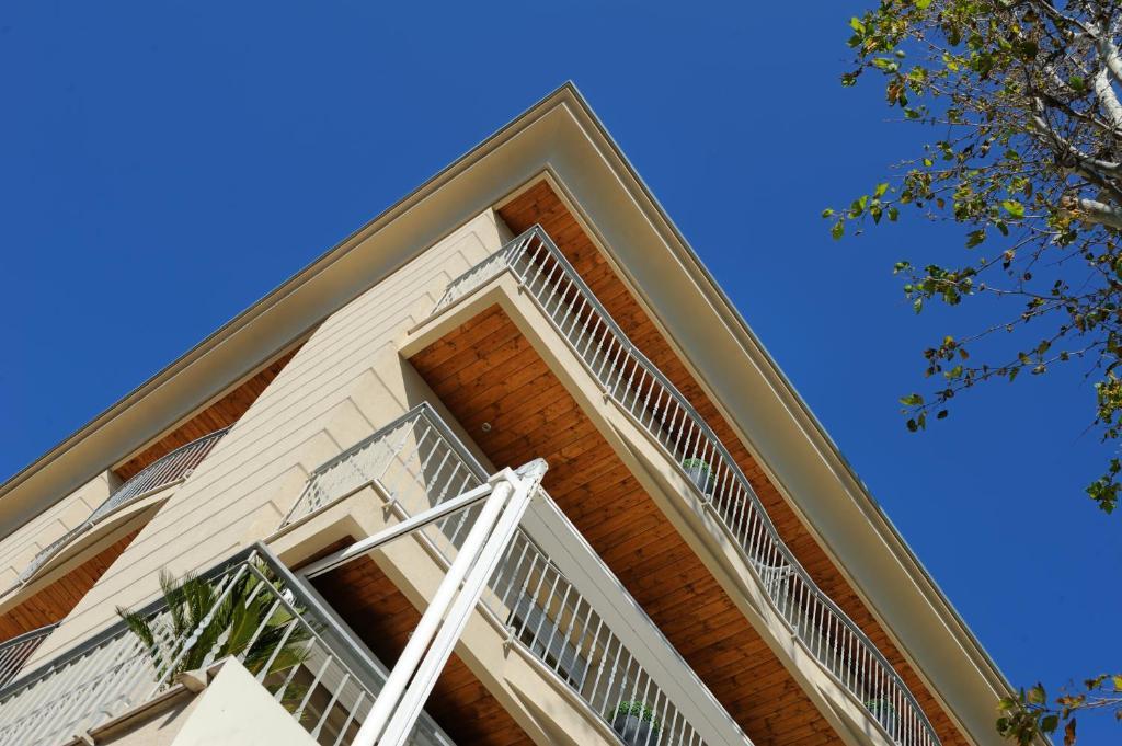 Hotel Bridge Rimini Exteriör bild